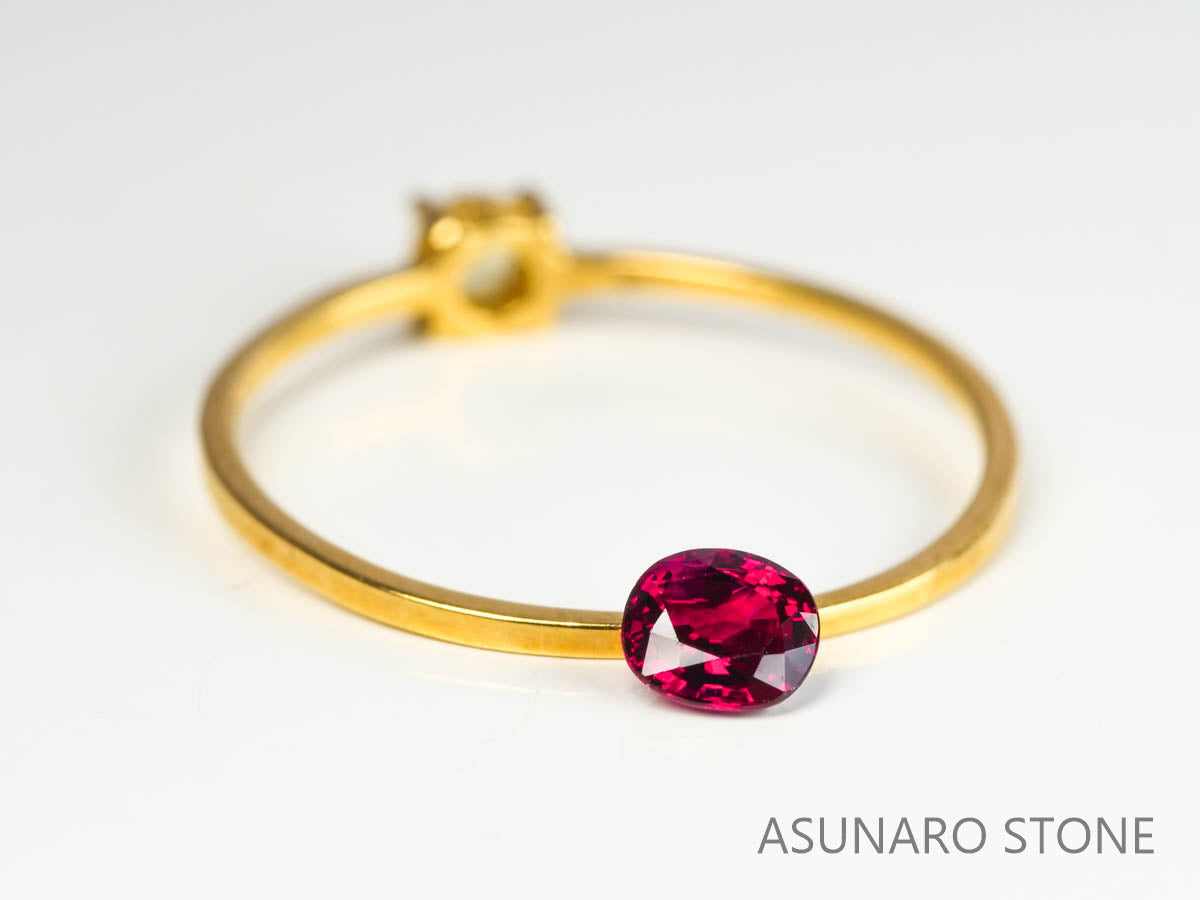 ピジョンブラッドルビー　オーバルカット　 タイ産　0.31ct　鑑別書付き  【230203-1372】