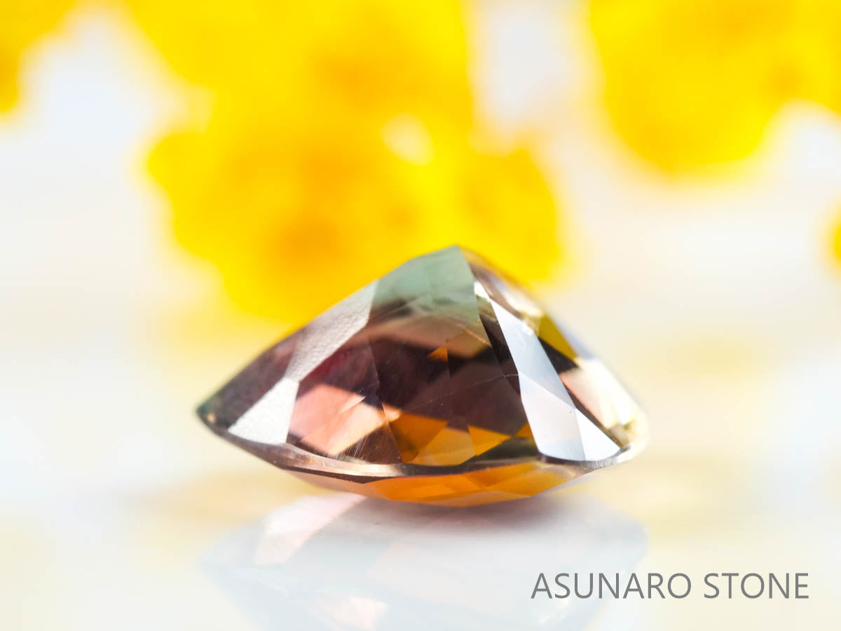 オレゴンサンストーン　トリリアントカット　アメリカ産 　2.91ct【230210-1441】