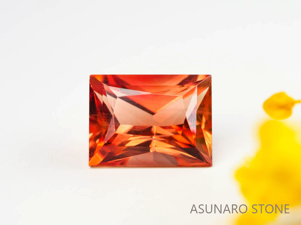 オレゴンサンストーン　スクエアカット　アメリカ産 　1.63ct【230210-1444】