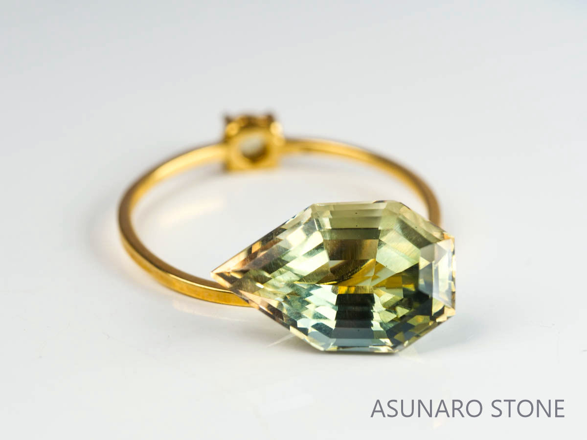 オレゴンサンストーン　ファンシーカット　アメリカ産 　3.20ct【230210-1446】