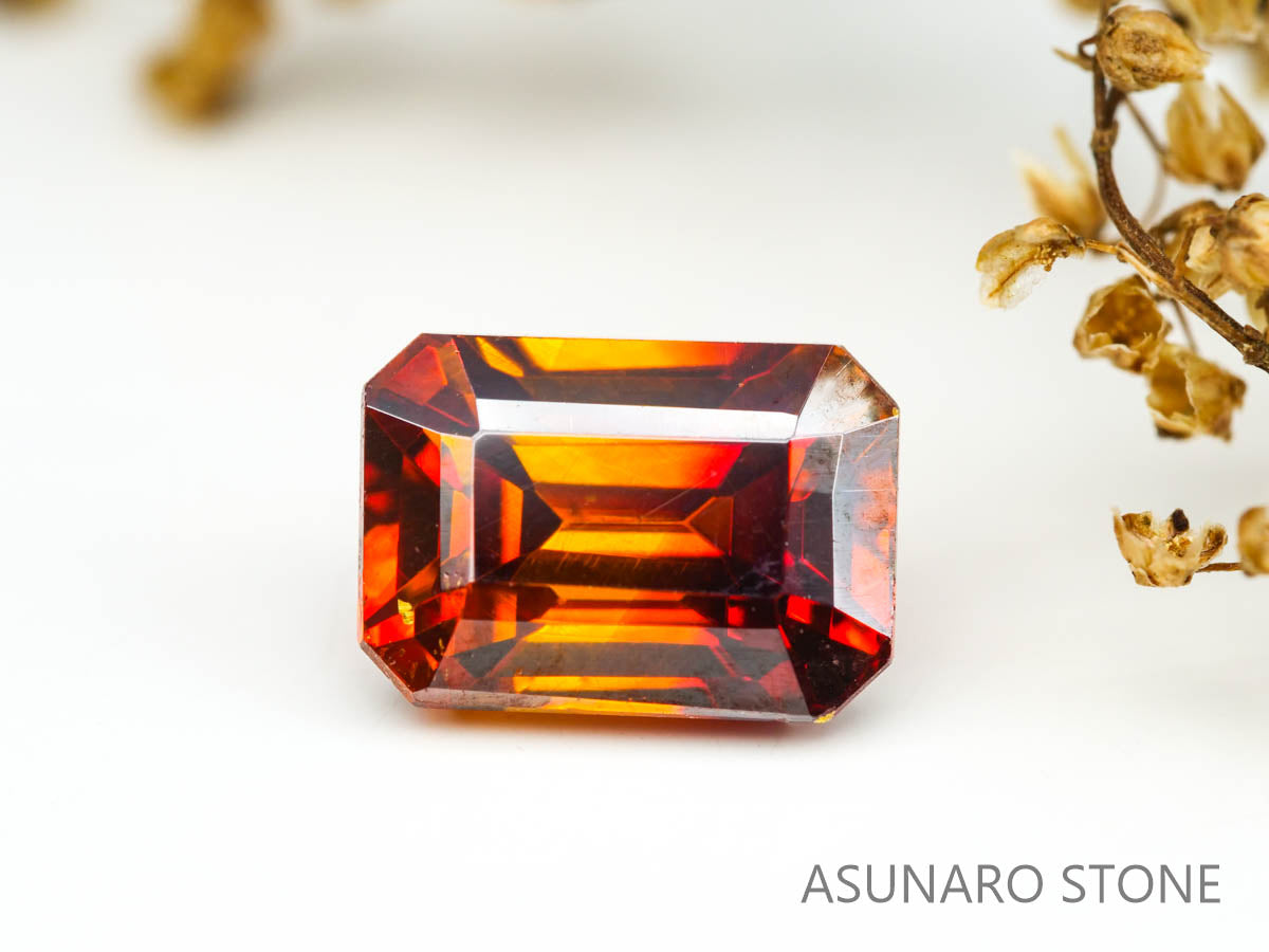 スファレライト　エメラルドカット　スペイン産 　1.75ct【230210-1448】