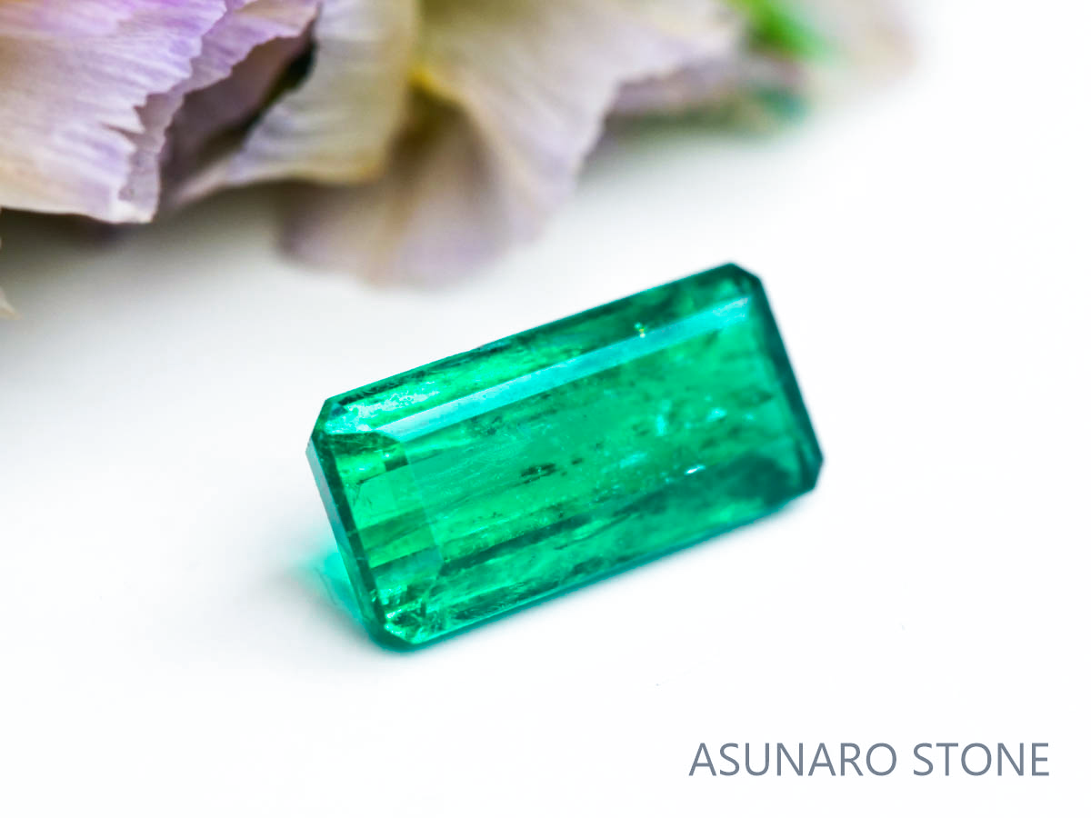 エメラルド　コロンビア産　0.72ct【230213-1458】