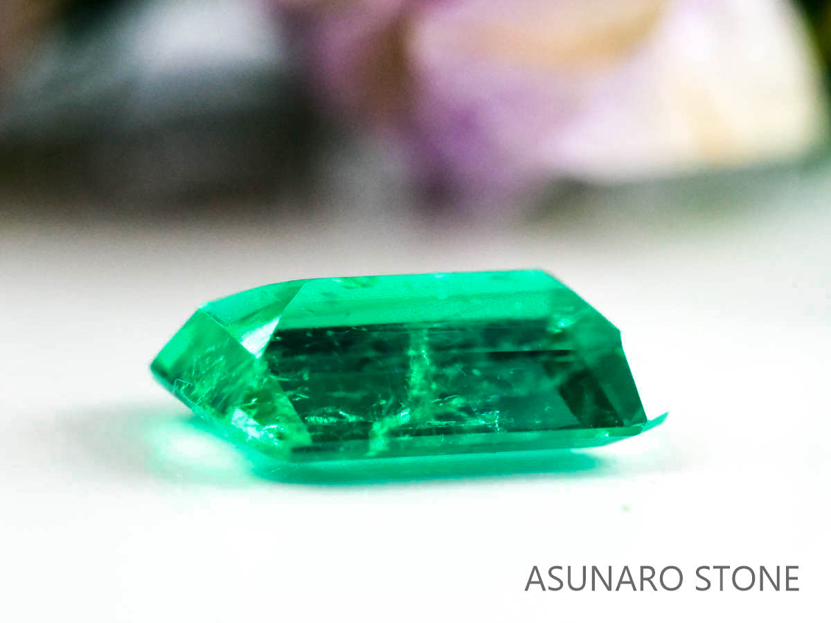 エメラルド　コロンビア産　0.42ct【230213-1460】