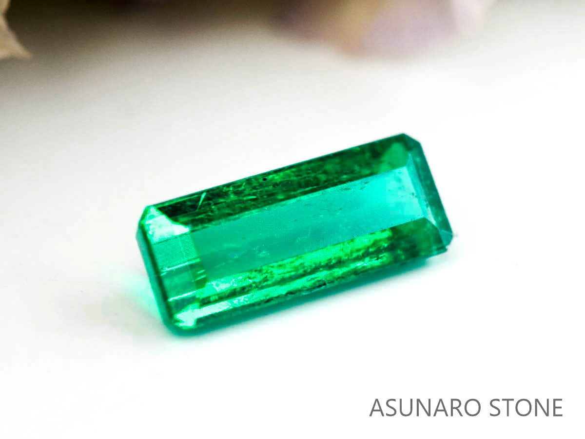 エメラルド　コロンビア産　0.23ct【230213-1461】