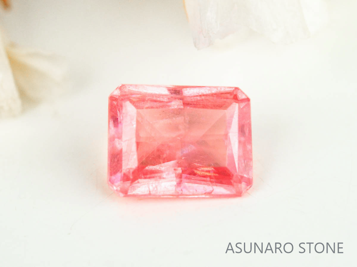 ロードクロサイト 　エメラルドカット　アメリカ・スイートホーム産　0.50ct　【230217-1466】