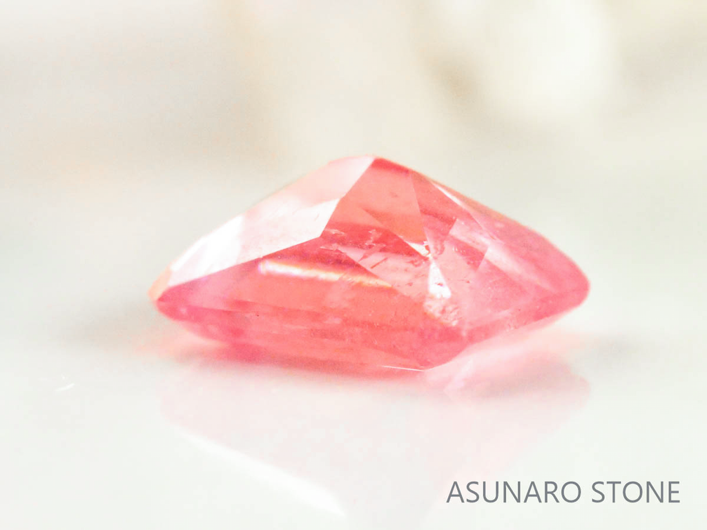 ロードクロサイト 　エメラルドカット　アメリカ・スイートホーム産　0.50ct　【230217-1466】