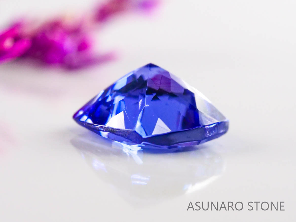 タンザナイト  クッションカット　タンザニア産　　1.64ct【230217-1467】