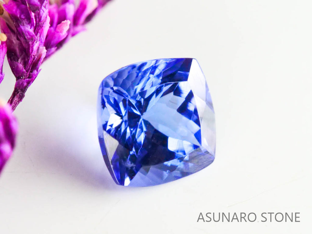 タンザナイト　クッションカット　タンザニア産　　1.14ct【230217-1471】