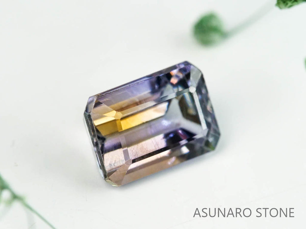 バイカラーゾイサイト（タンザナイト）  エメラルドカット　タンザニア産　　1.18ct【230220-1475】