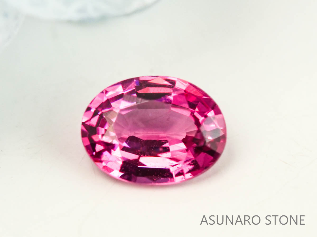 レッドスピネル 　オーバルカット　スリランカ産　0.16ct　【230227-1518】