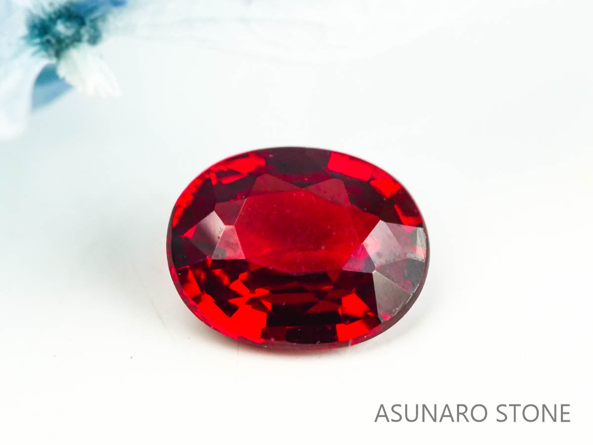 レッドスピネル 　オーバルカット　スリランカ産　0.33ct　【230227-1523】