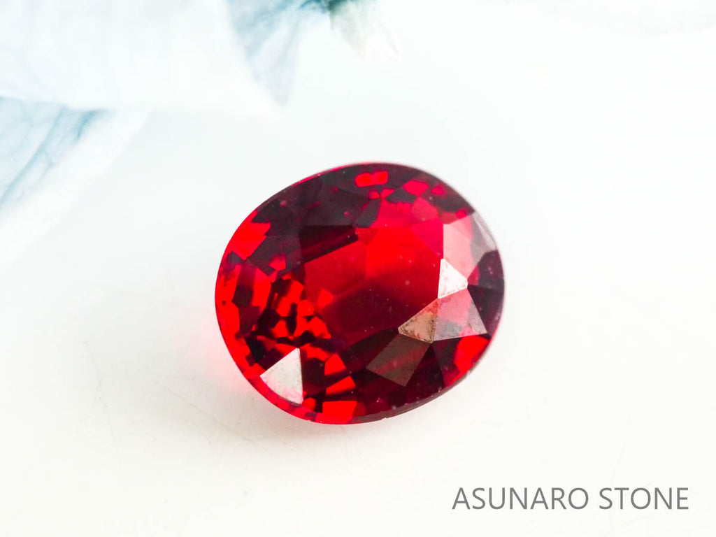 レッドスピネル 　オーバルカット　スリランカ産　0.33ct　【230227-1523】