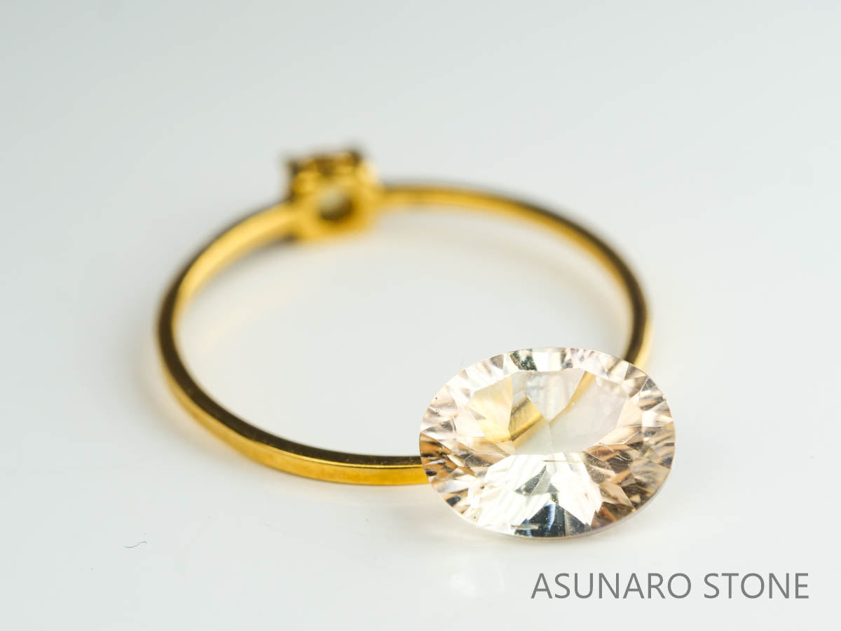 シャンパンカラートルマリン　コンケーブカット　ルワンダ産　　1.79ct【230303-1541】