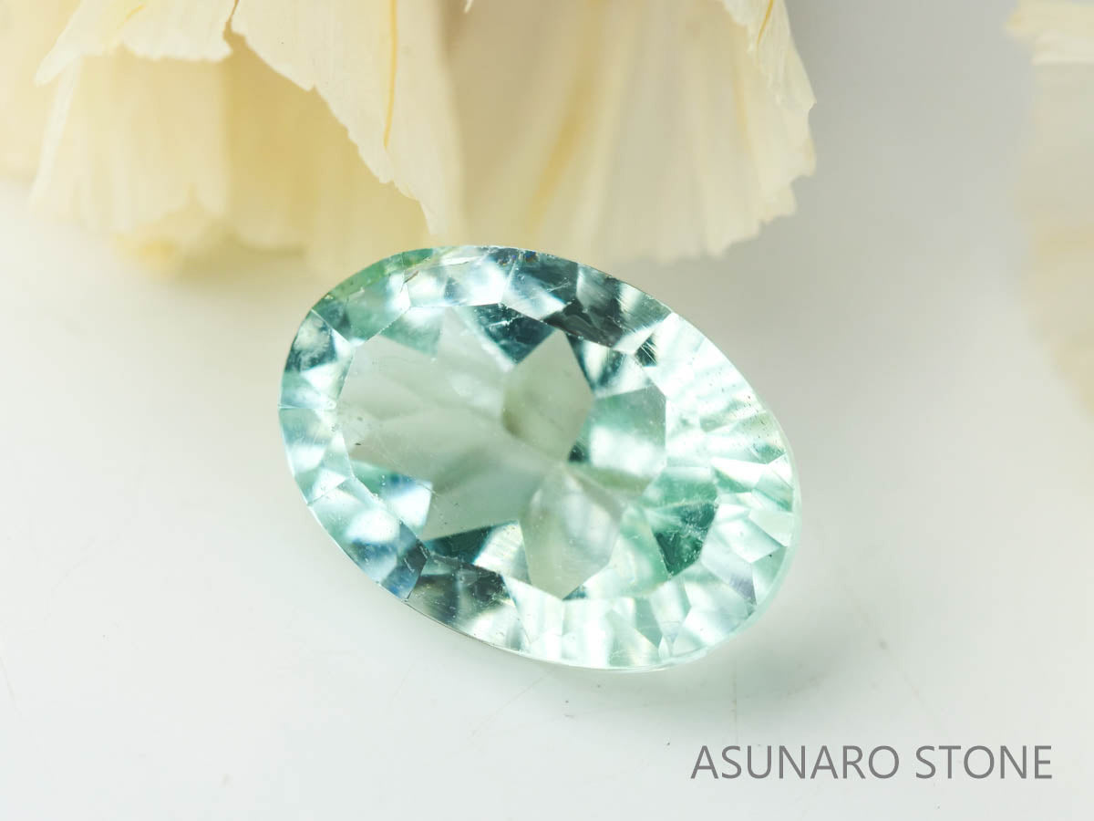 シーフォームトルマリン　コンケーブカット　ルワンダ産　　0.76ct【230303-1544】