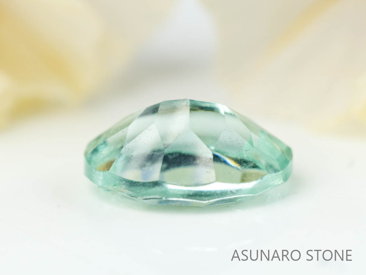 シーフォームトルマリン　コンケーブカット　ルワンダ産　　0.76ct【230303-1544】