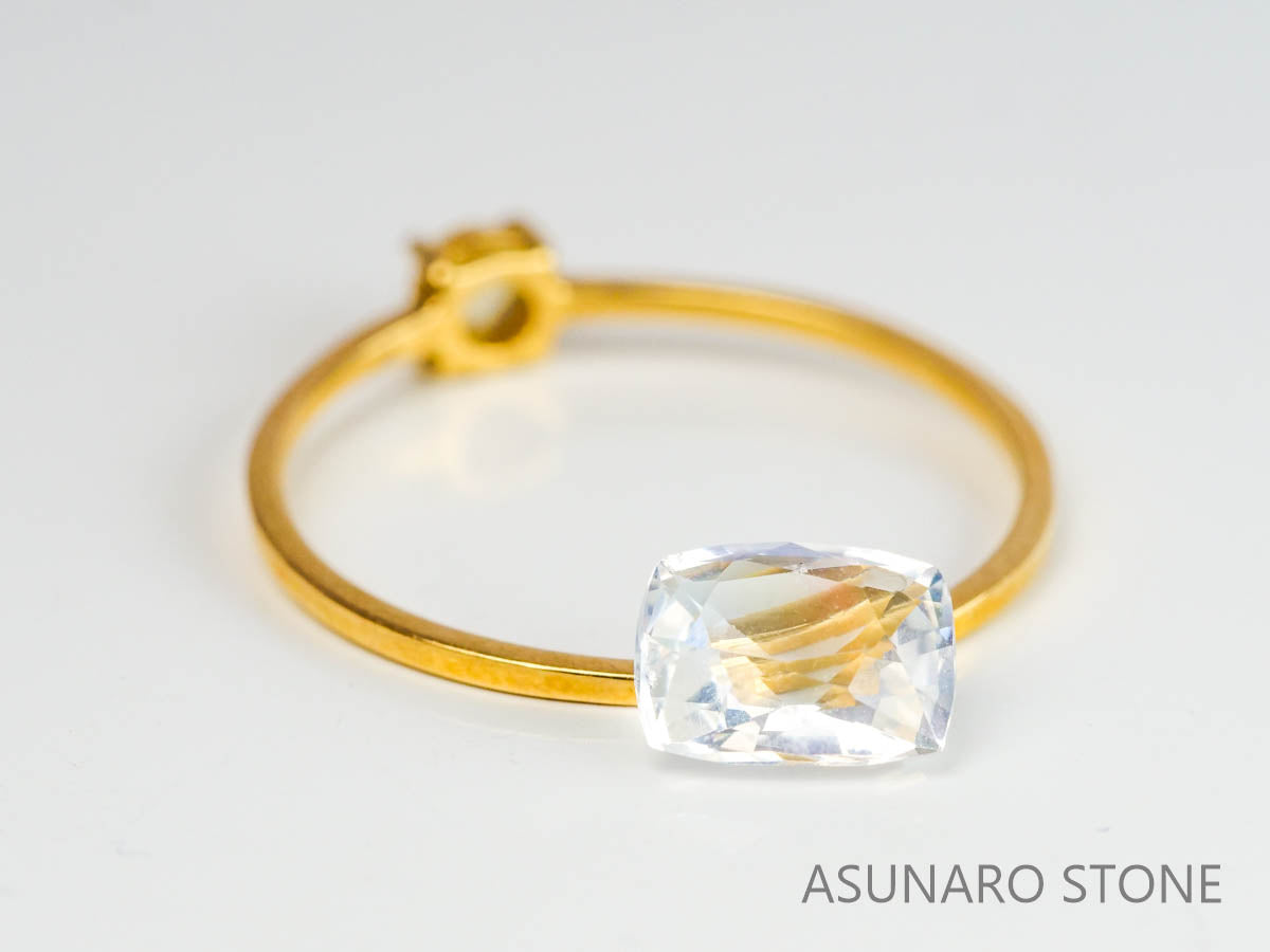 アンデシンラブラドライト  クッションカット　マダガスカル産　　0.84ct【230329-1559】