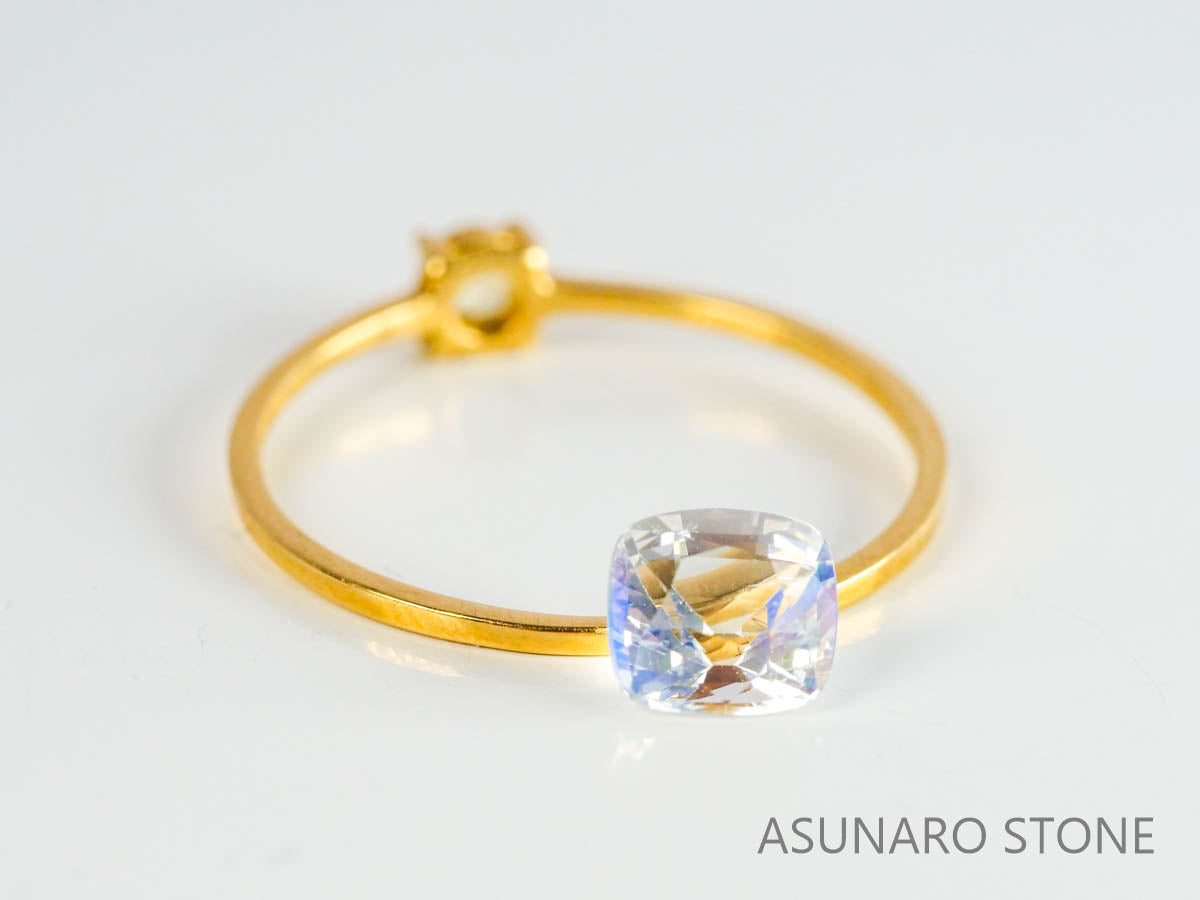 アンデシンラブラドライト　クッションカット　マダガスカル産　　0.62ct【230329-1574】