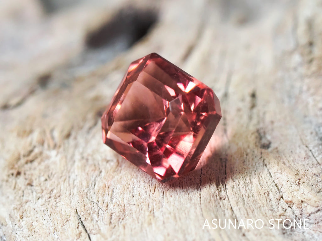 ピンクトルマリン エメラルドカット アフガニスタン産 1.53ct【pt21030222】