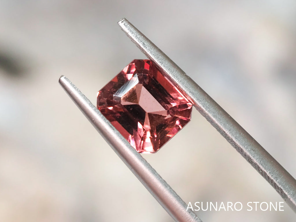 ピンクトルマリン エメラルドカット アフガニスタン産 1.53ct【pt21030222】