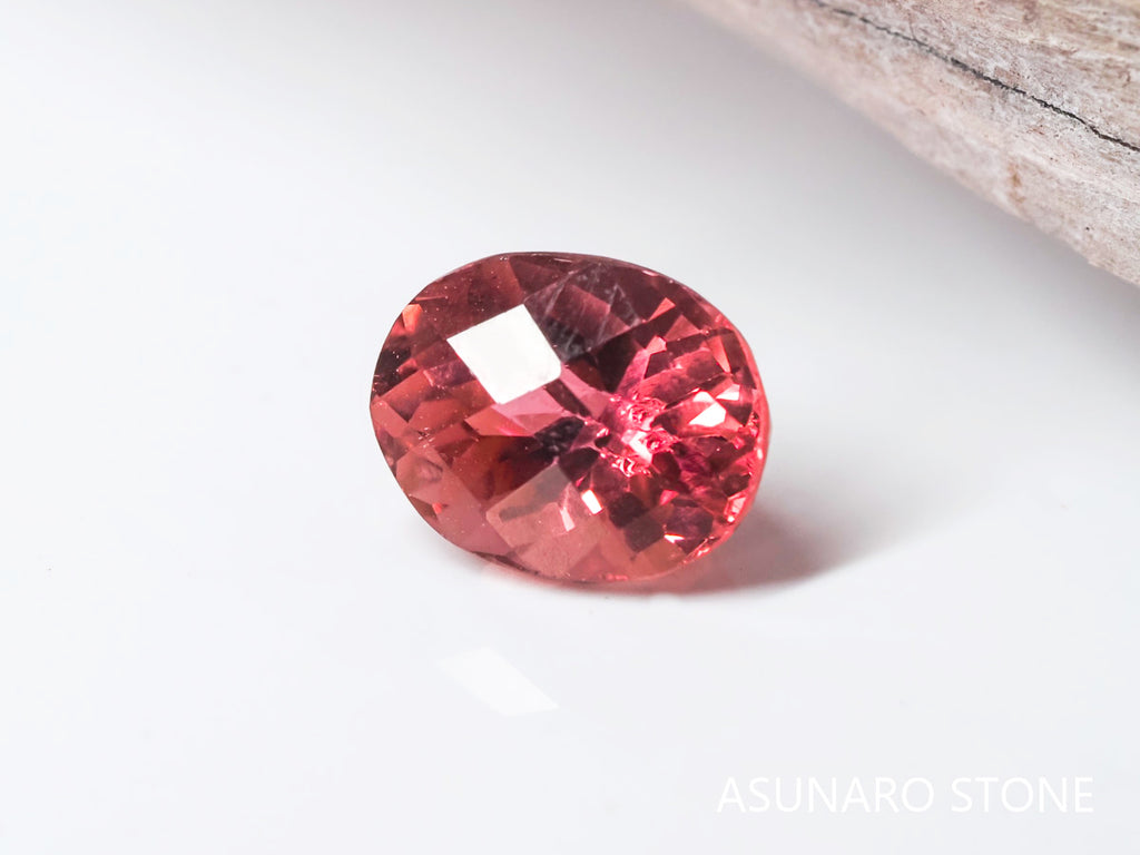 ピンクトルマリン チェッカーカット アフガニスタン産 1.60ct【pt21030221】