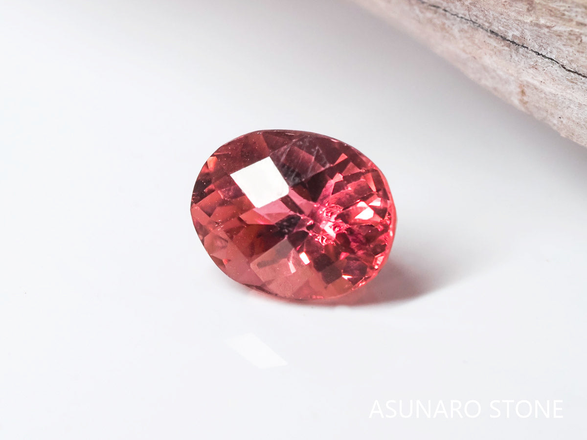 ピンクトルマリン チェッカーカット アフガニスタン産 1.60ct【pt21030221】