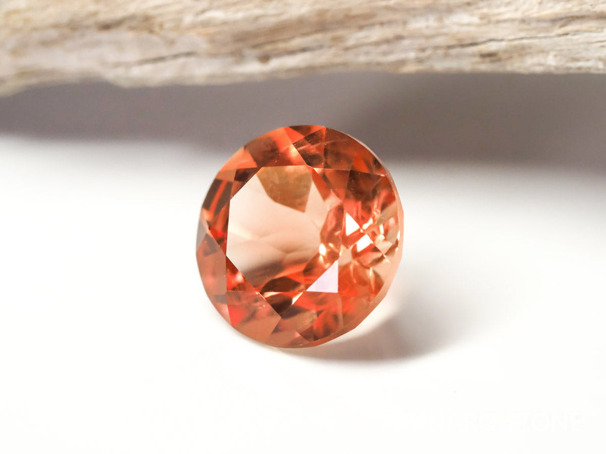 バイカラーオレゴンサンストーン  ラウンドカット アメリカ産 2.50ct【os21030229】