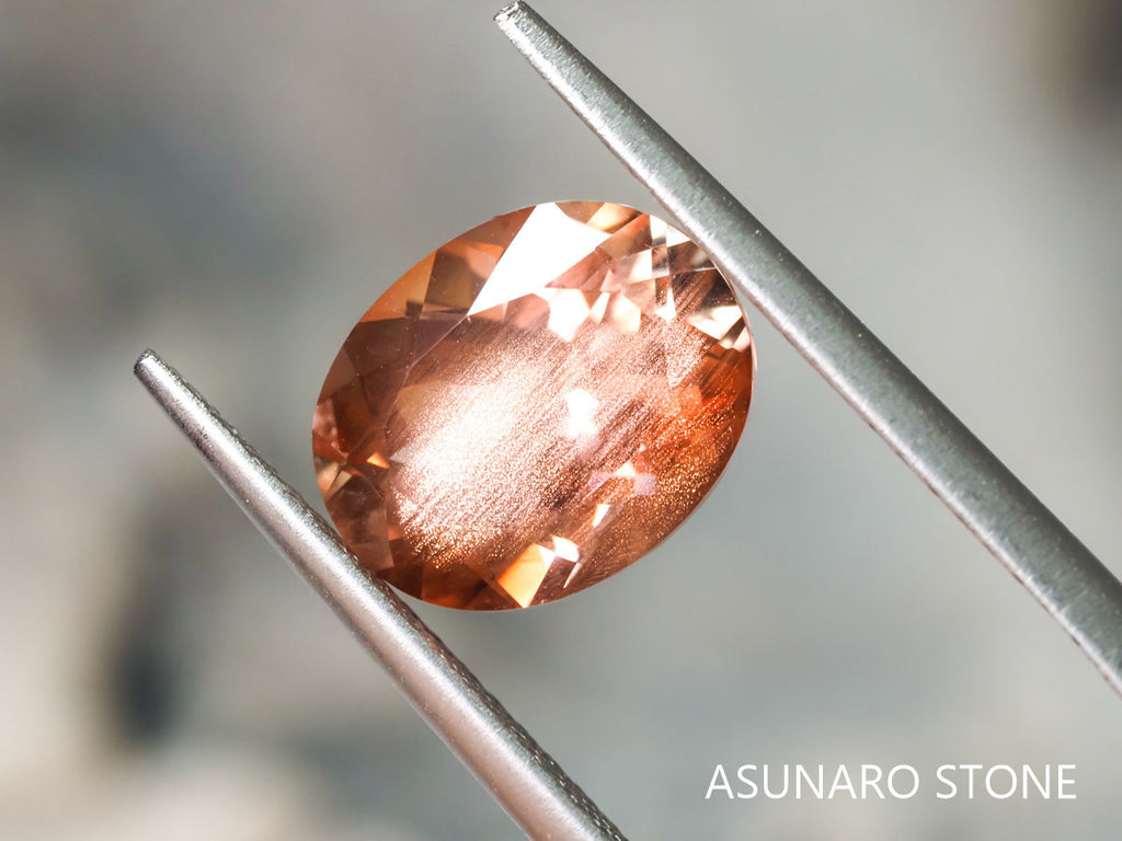 バイカラーオレゴンサンストーン  オーバルカット アメリカ産 2.53ct【os21030230】