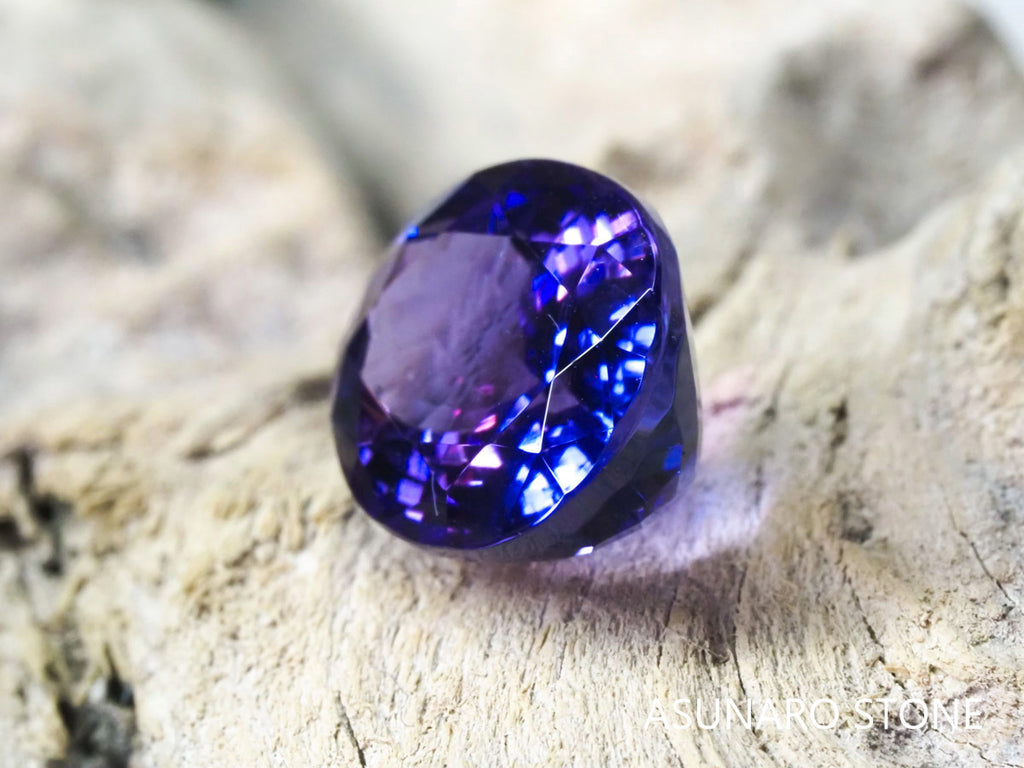 タンザナイト  オーバルカット タンザニア産 日独ソーティング付 4.24ct【tn21040237】