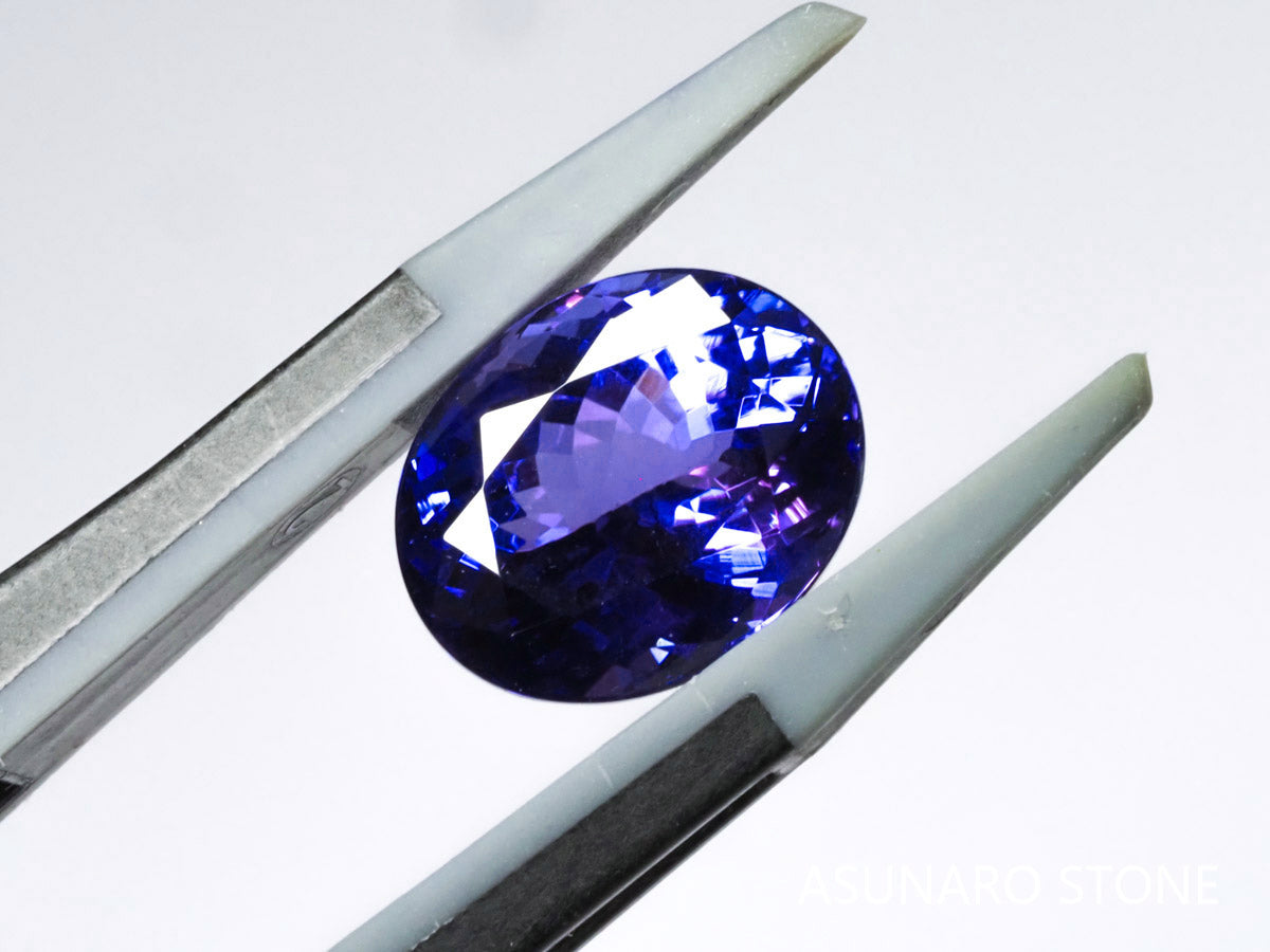 タンザナイト  オーバルカット タンザニア産 日独ソーティング付 4.24ct【tn21040237】