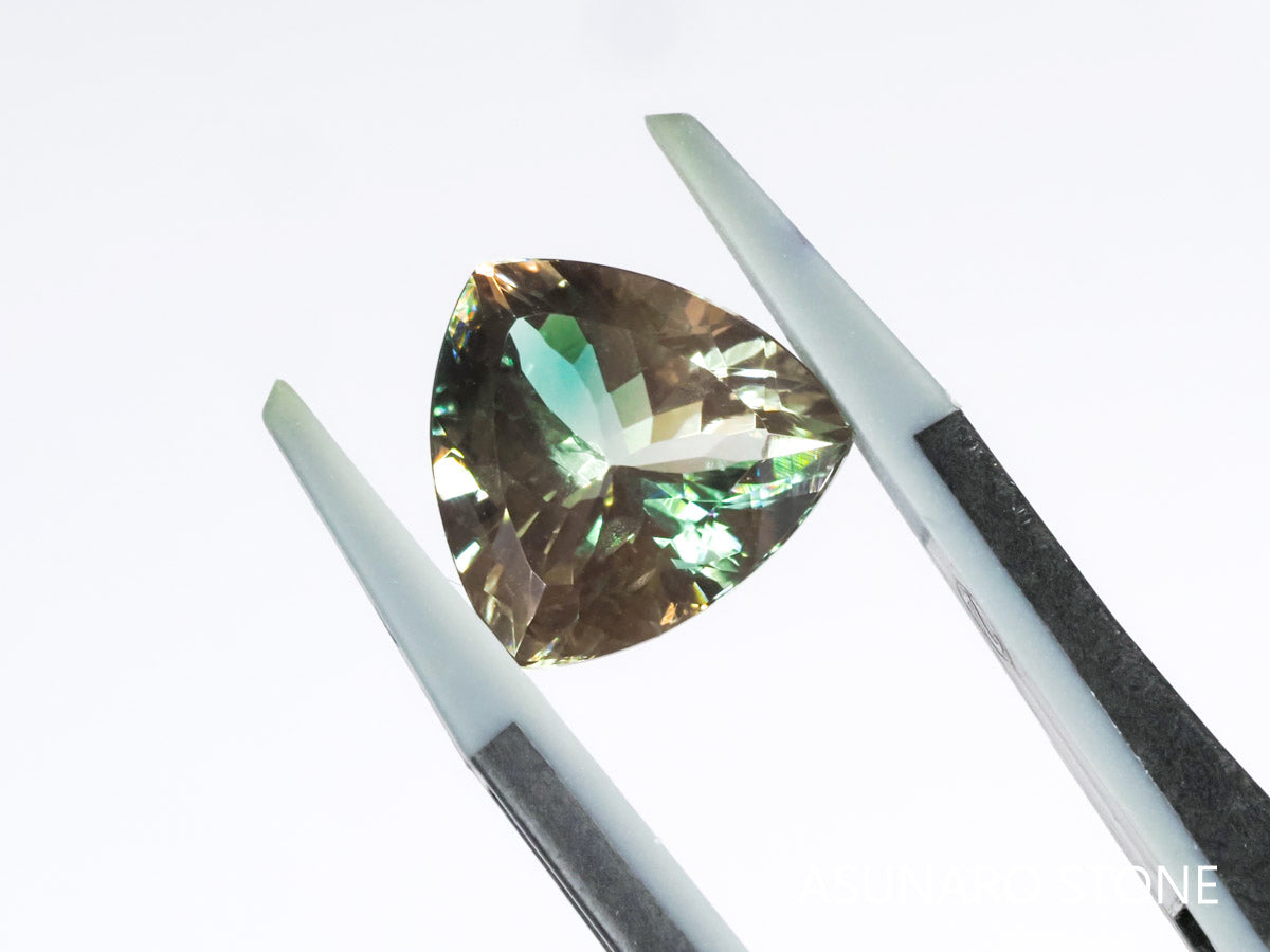 バイカラーオレゴンサンストーン トリリアントカット アメリカ産 3.61ct【os210621-241】