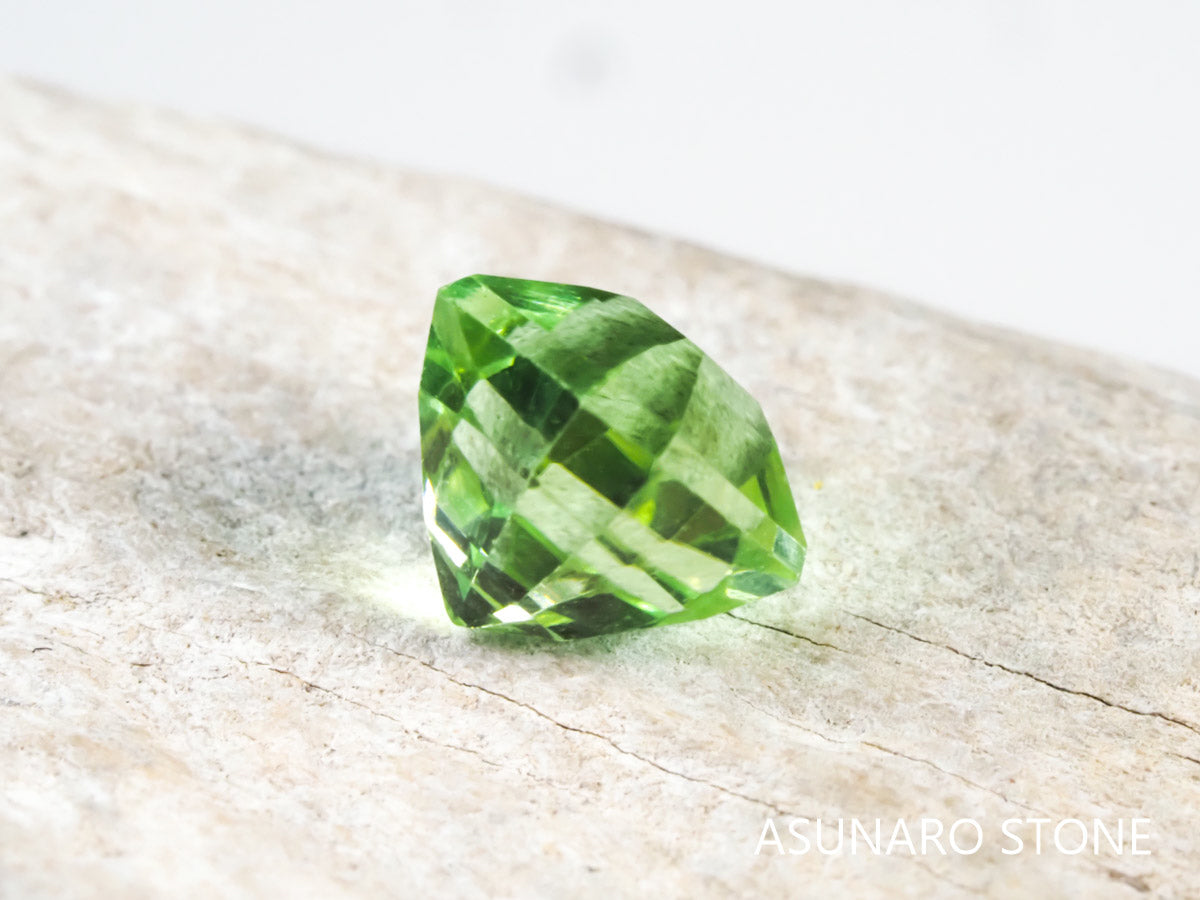 ミントカラートルマリン アッシャーカット アフガニスタン産 0.76ct【tm21040242】