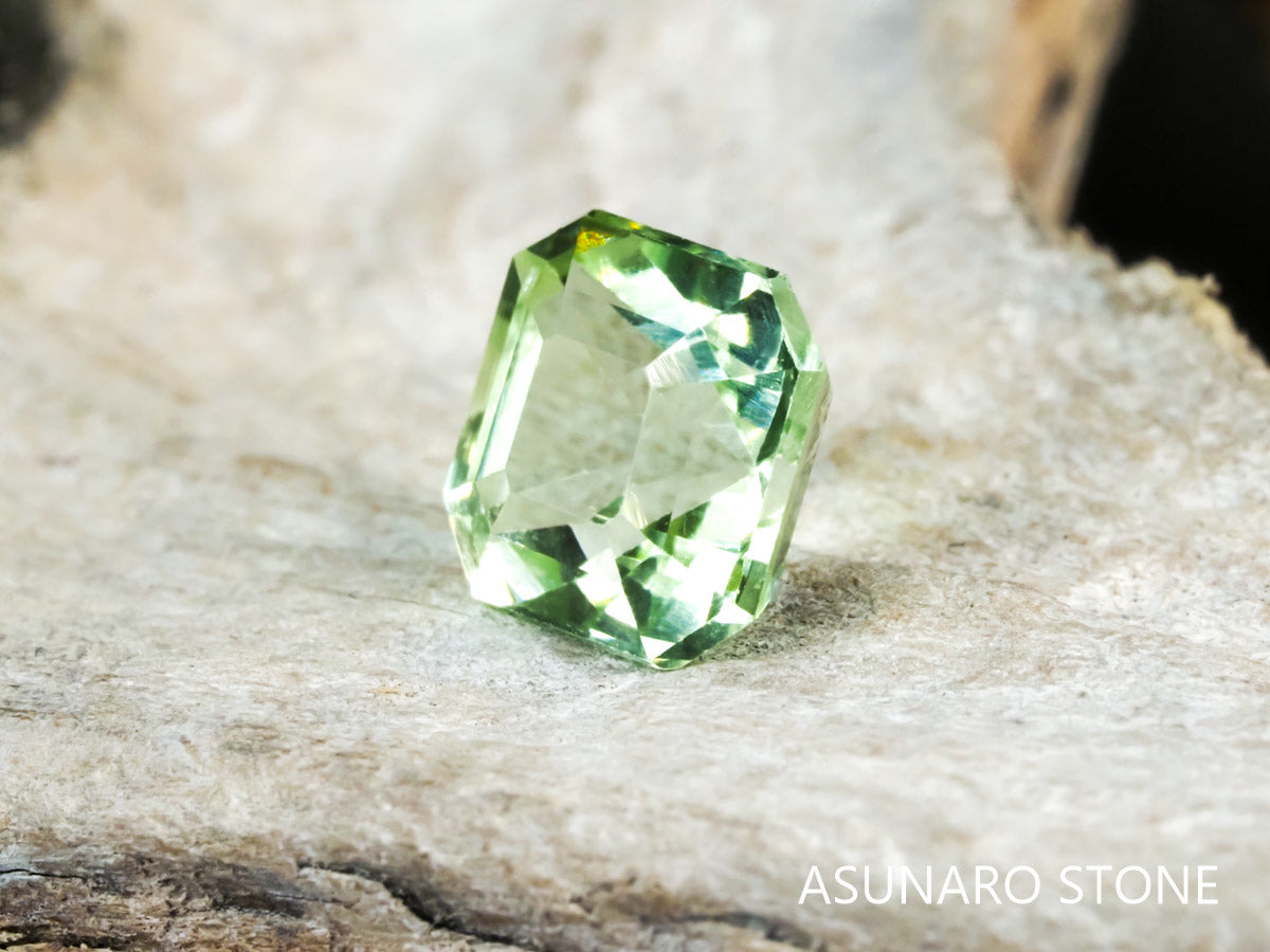 ミントカラートルマリン アッシャーカット アフガニスタン産 1.07ct【tm21040243】