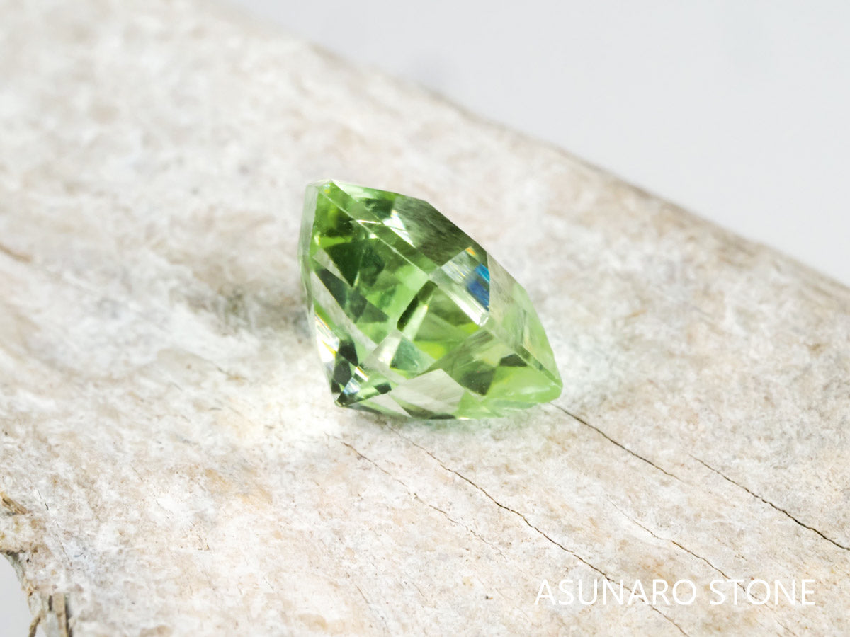 ミントカラートルマリン アッシャーカット アフガニスタン産 1.07ct【tm21040243】