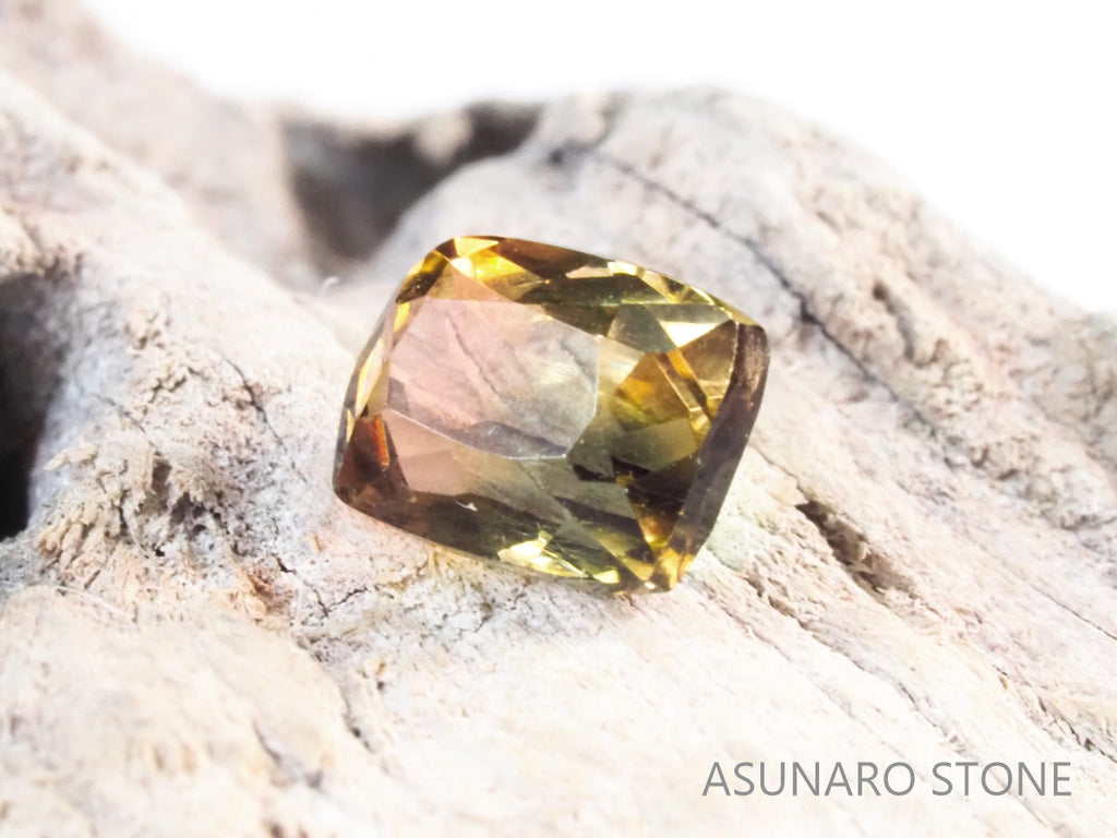 バイカラートルマリン ブラジル産 0.80ct【tm21040260】