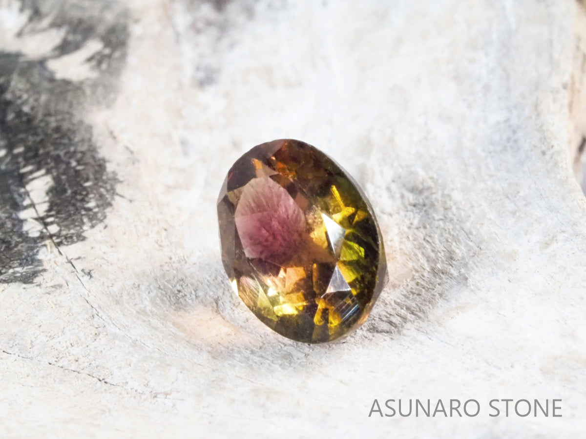 パーティーカラードトルマリン ブラジル産 1.01ct【tm21040262】