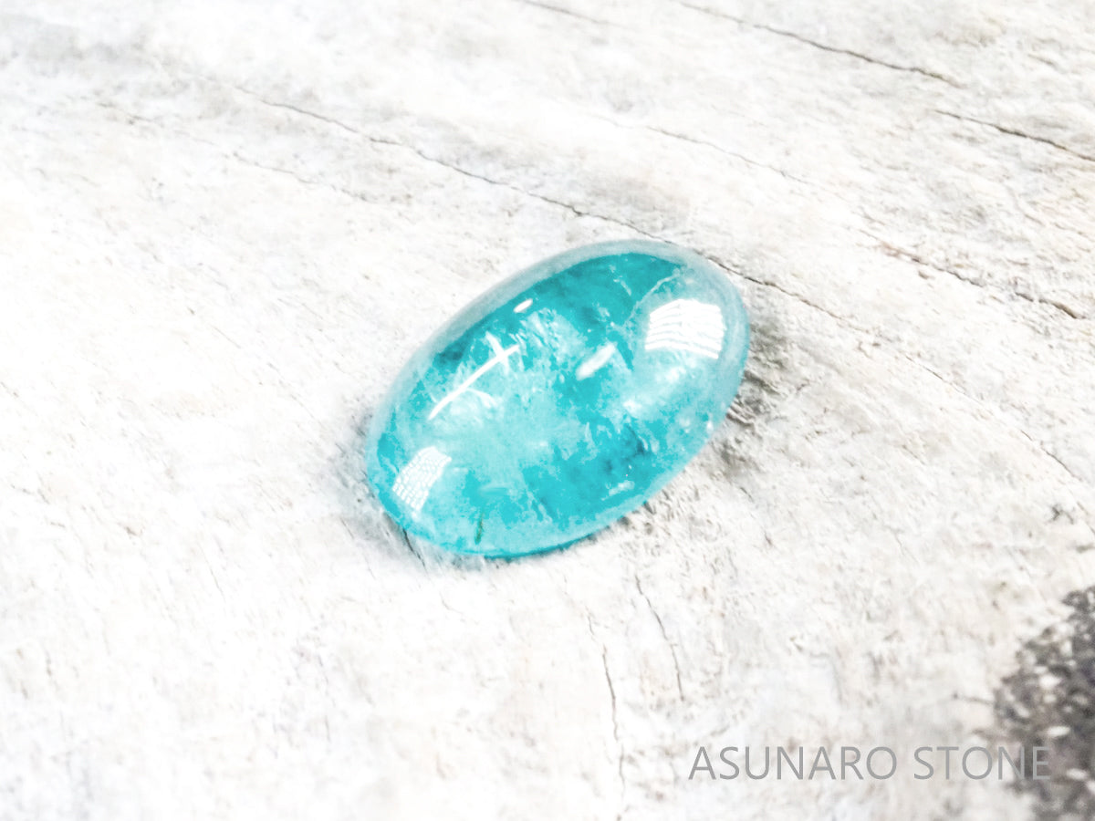 パライバトルマリン  カボション ブラジル産 0.32ct【pt21040273】