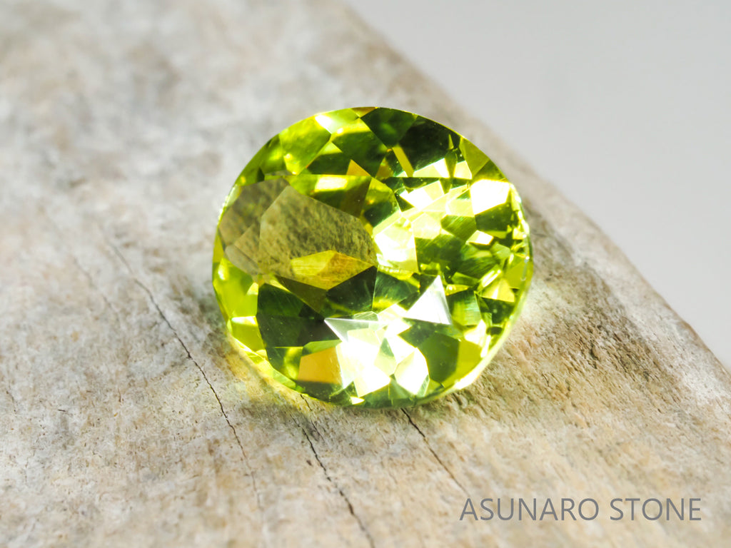 パロットクリソベリル オーバルカット インド・オリッサ産 1.73ct【pt2105306】