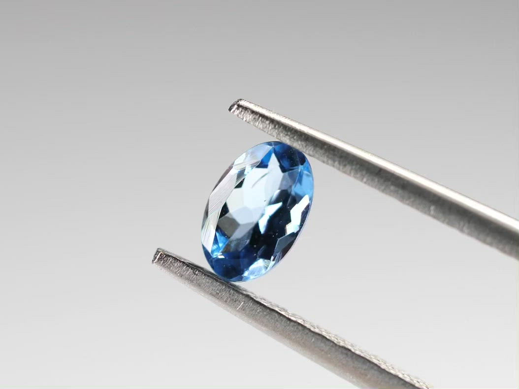 サンタマリアアクアマリン オーバルカット ブラジル産0.35ct【sa210827-473】