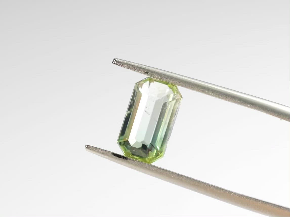バイカラートルマリン エメラルドカット ルワンダ産 2.56ct【tm210625-215】